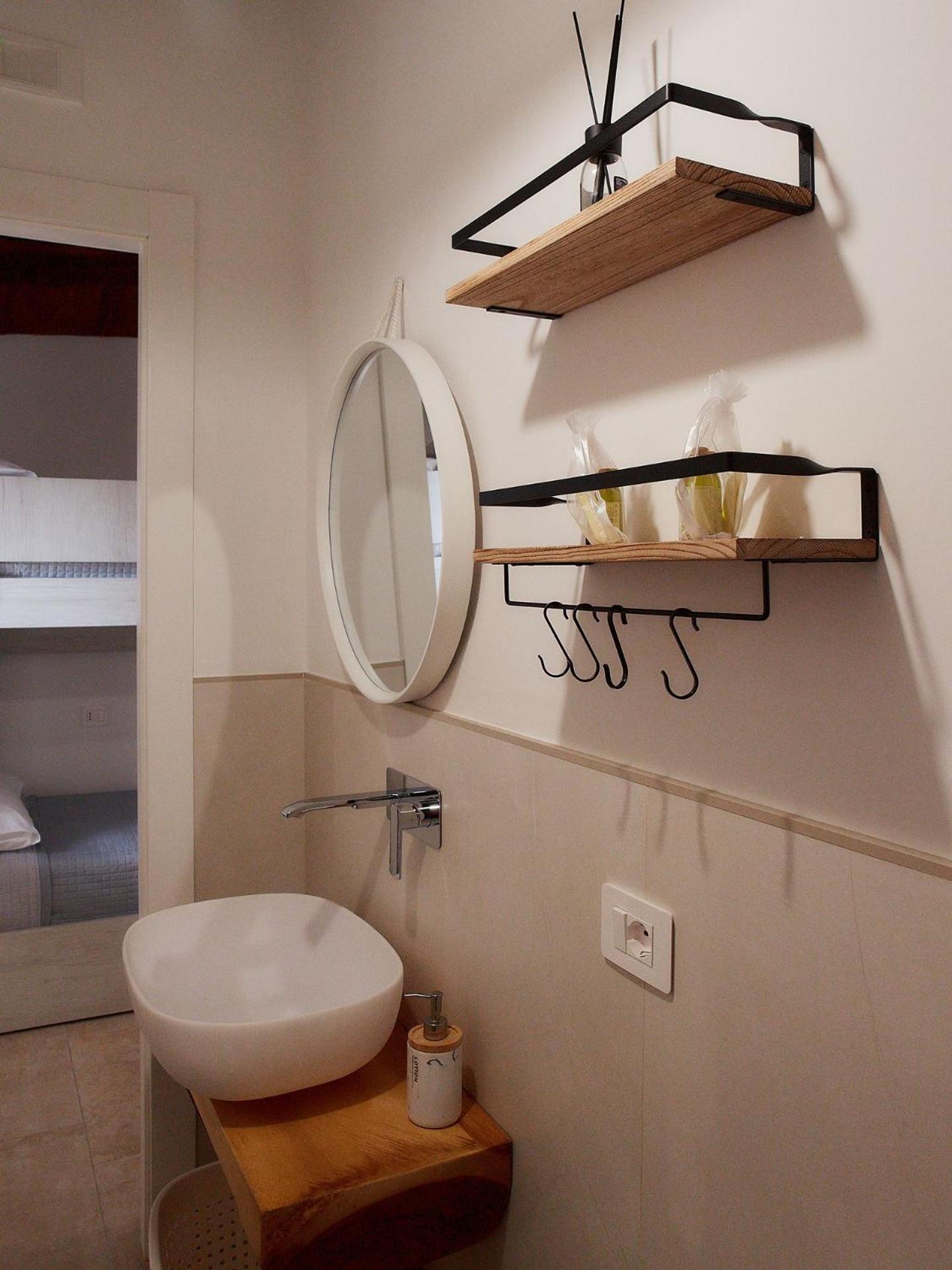 Il Cortiletto Del Borgo Bed & Breakfast Pietra Montecorvino Bagian luar foto