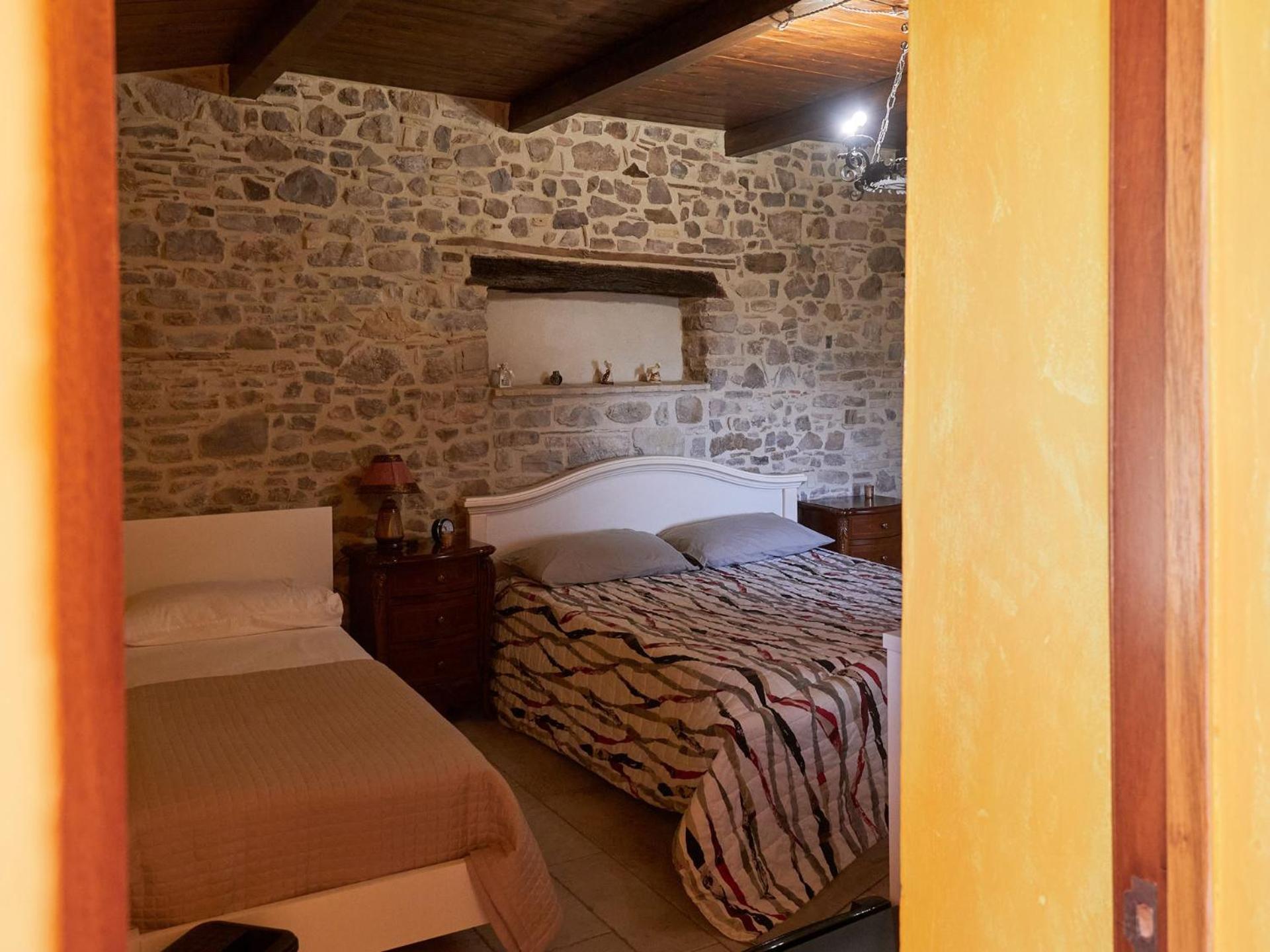 Il Cortiletto Del Borgo Bed & Breakfast Pietra Montecorvino Bagian luar foto