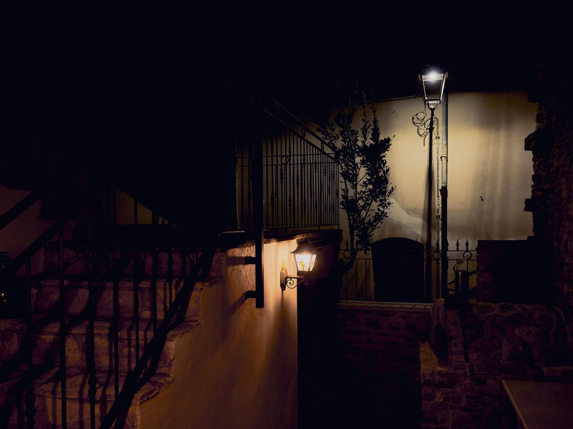 Il Cortiletto Del Borgo Bed & Breakfast Pietra Montecorvino Bagian luar foto
